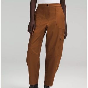 Lululemon light utilitech cargo pocket high rise pant - size 32